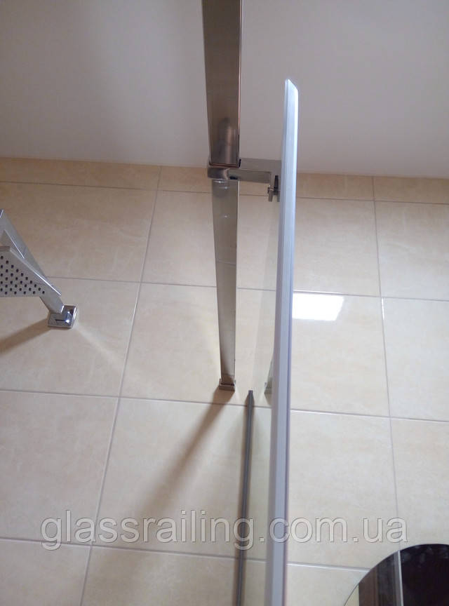 Душова перегородка з скла