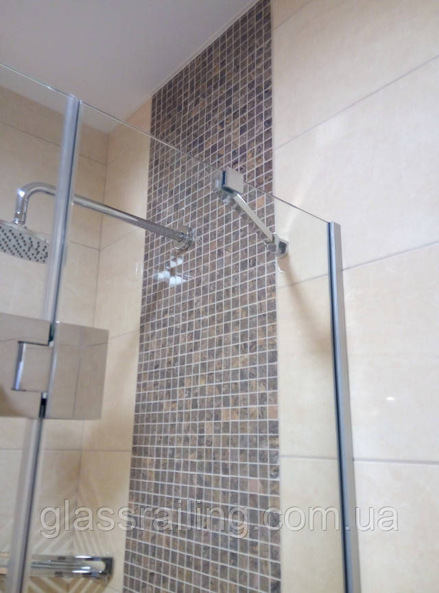 Душова перегородка з скла