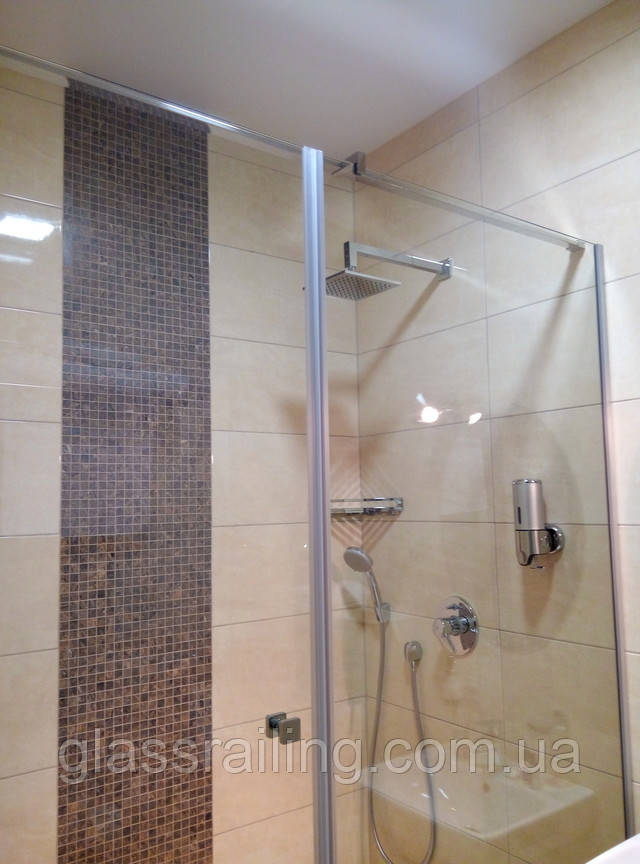 Душова перегородка з скла