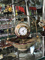 Часы из оникса Корзина. 15х14 см.