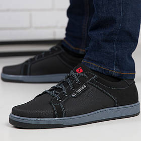 Чоловічі кросівки чорна підошва