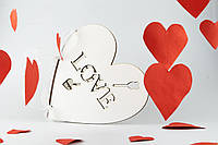Валентинка эко-открытка в форме сердца из фанеры с гравировкой "LOVE" 150*150