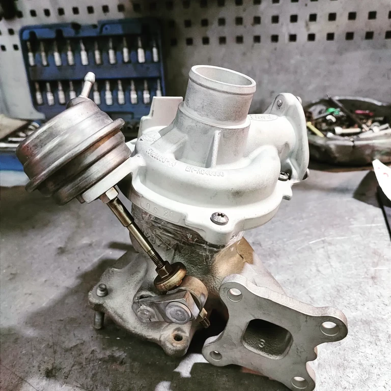 Ford Focus EcoBoost 1.0L, ремонт картриджа і байпасного клапана 2