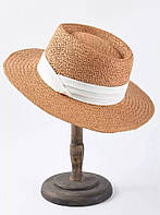 Женская соломенная шляпка с белой ленточкой