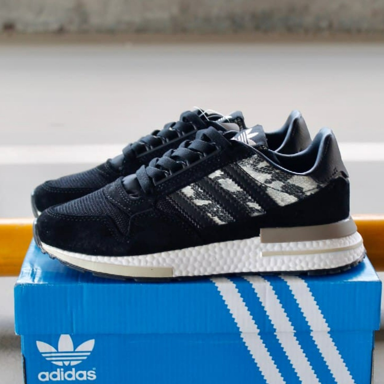 Кросівки чоловічі Adidas ZX 500 RM Black Camo чорні адідас осінь весна текстильні повсякденні