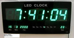 Годинник великі VST 4622 Зелені цифри з термометром і календарем, російське меню, 46 см на 22 см Чорні