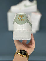 Кросівки Nike Air Force 1 Low '07 Essential White Green Gold Mini Swoosh, фото 3