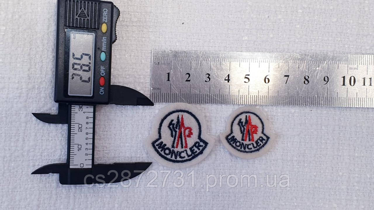 Жакардовые бирки Moncler