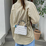 Сумка валізка жіноча на ланцюжку з хусткою, фото 3