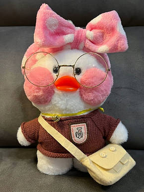 М'яка іграшка Качка Лалафанфан Lalafanfan Duck в одязі та окулярах 30 см качочка Лалафан в одязі Lalafanfan Duck, фото 1