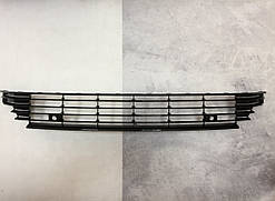 Решітка в бампері VW CC (Фольксваген СС) 2012-2018