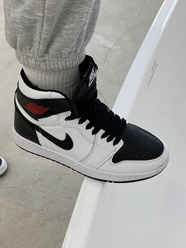 Кроссовки женские Nike Air Jordan 1 retro black/white кеды повседневные ...