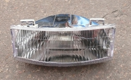 Фара в зборі AG-100