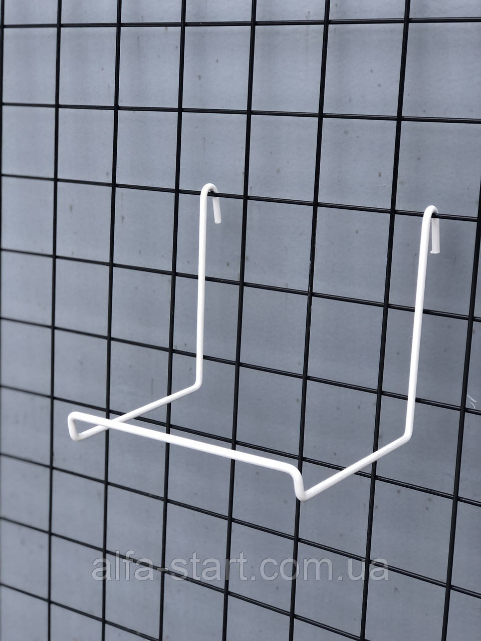 Полиця-гачок 150/120 мм без перегородок на торгову сітку