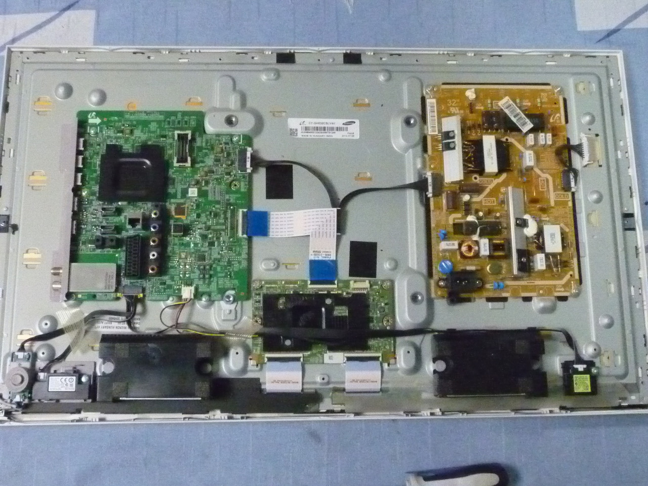 Плати від LED TV Samsung UE32H6410AUXUA поблочно (розбитий екран)