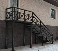 Лестница уличная металлическая с просечкой на метало-каркасе изготовление и монтаж