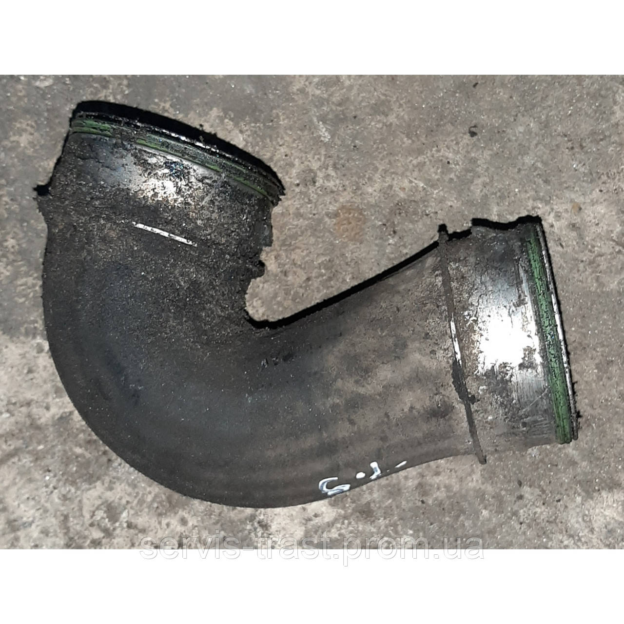 Патрубок інтеркулера Volkswagen Passat B5+