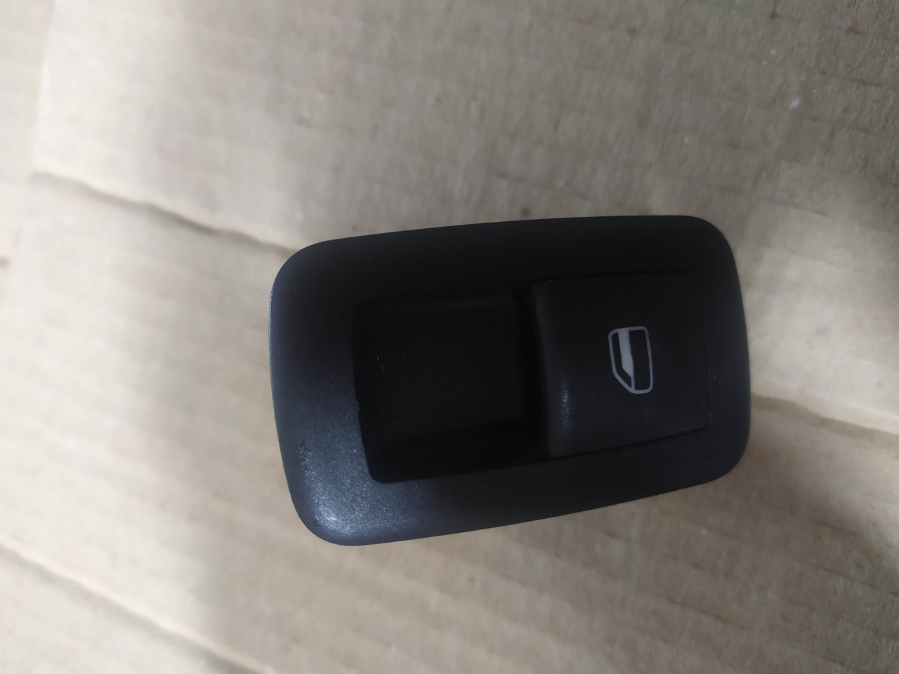 Кнопка склопідйомника dodge journey