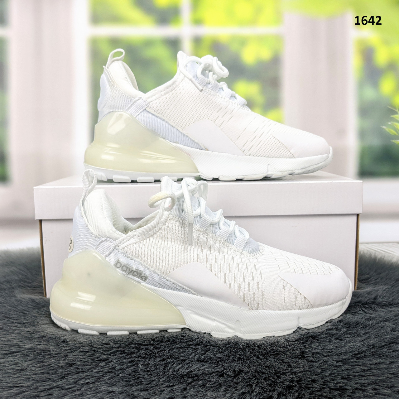 Кросівки жіночі білі текстильні, Bayota, фото 1