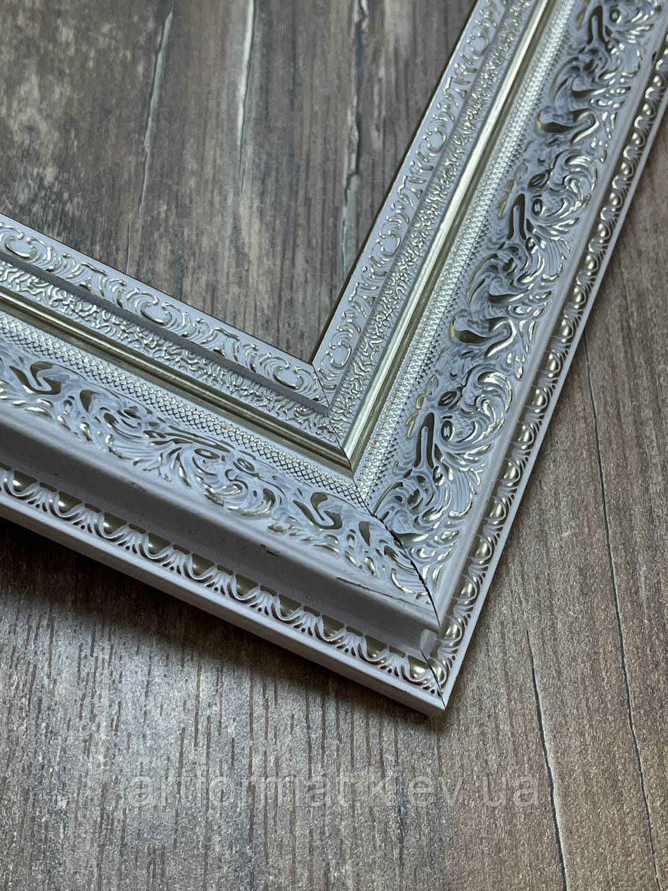 РАМКА 50х50 .Рамки для фото,вишивок,картин.45 мм. Білий з сріблом, фото 1