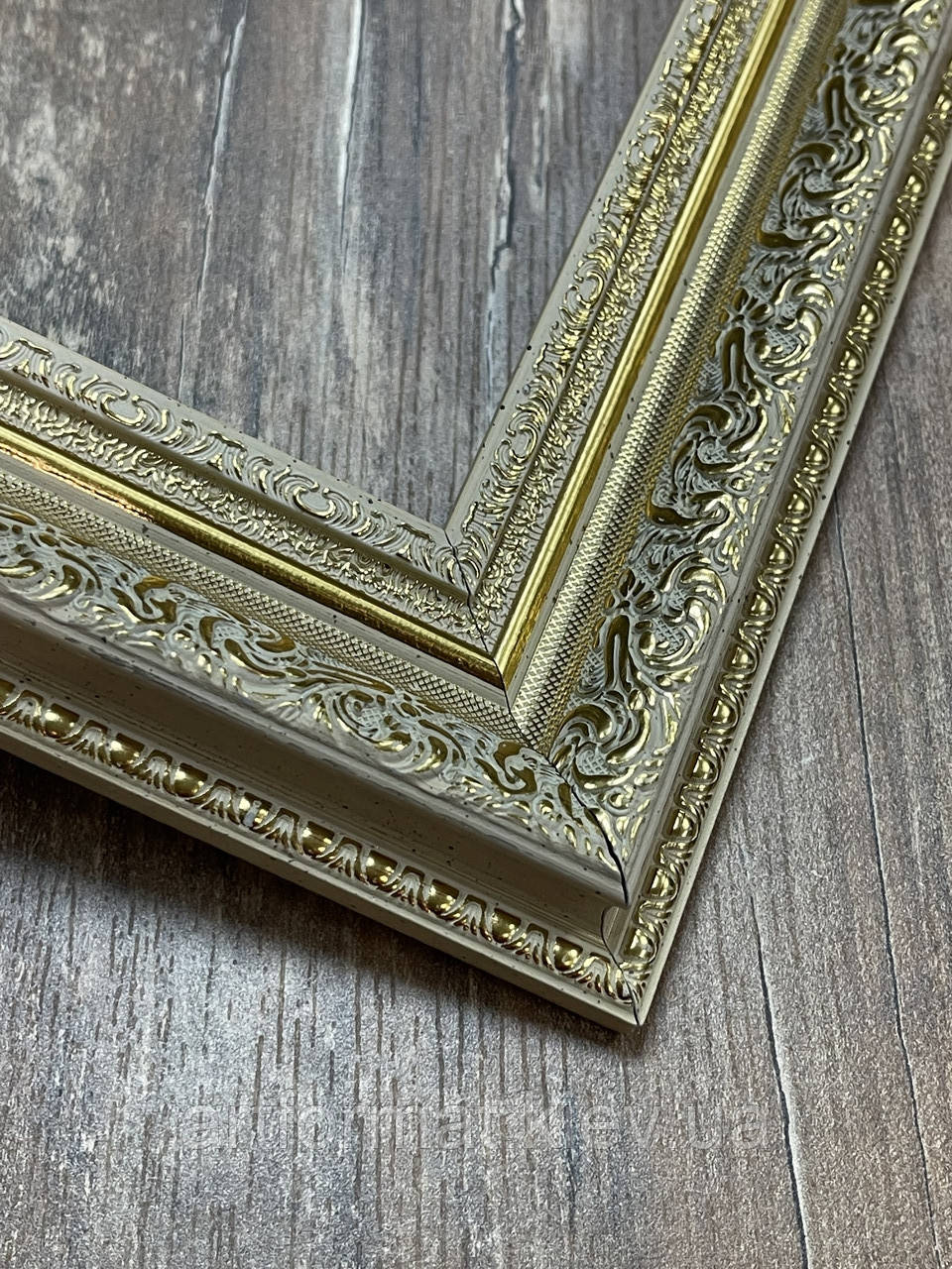Рамка 50x70. Профіль 45 мм. "Слонова кістка з позолотою". Рамки для фото, вишивок, картин, фото 1