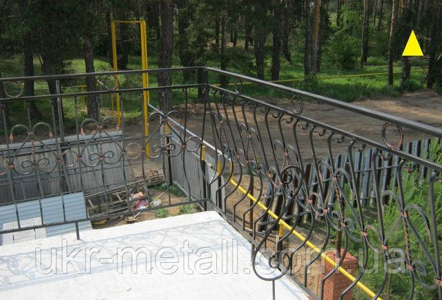 Перила для лестниц и балконов кованые изготовление и монтаж - фото 8 - id-p1105168910
