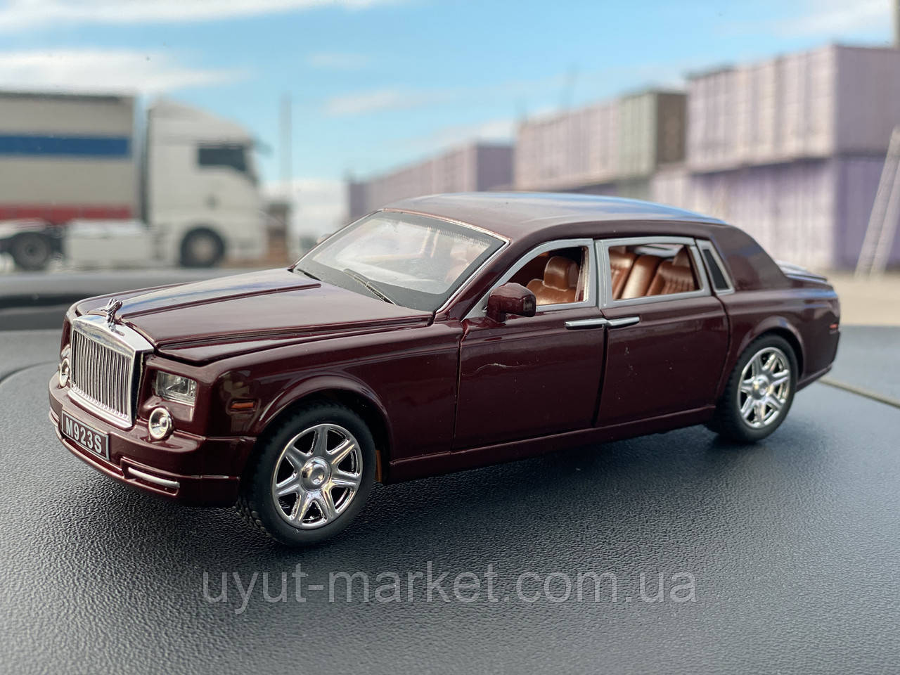 Rolls-Royce Phantom. 1:24 Металлическая коллекционная машинка XLG инерционная, свет, звук в коробке / Микс - фото 8 - id-p1577427216