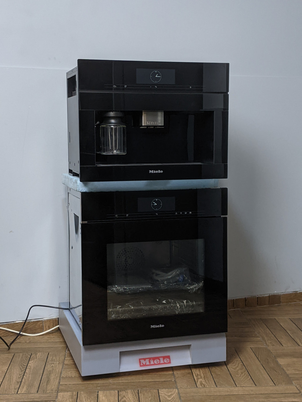 Духова шафа Пароварка Miele DGC 7860 + Кавомашина Miele CVA 7845