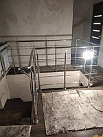 Харьковская область, с. Русские Тишки. Перила для лестницы в частном доме. У нас вы можете заказать поручни и перила для лестницы любой... 5