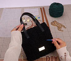 Канва з фурнітурою і нитками набір для створення сумки своїми руками чорний