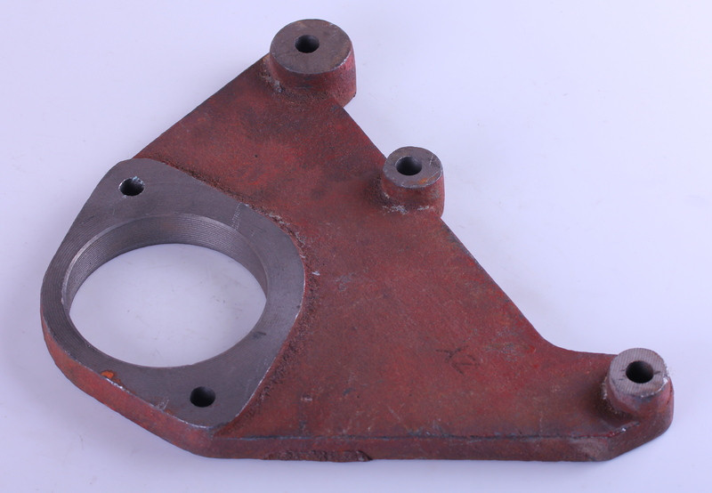 Кронштейн кріплення стартера — 180N, фото 1