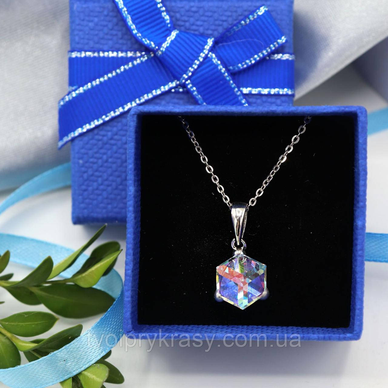 Срібний кулон з кришталем Swarovski "Кубік"