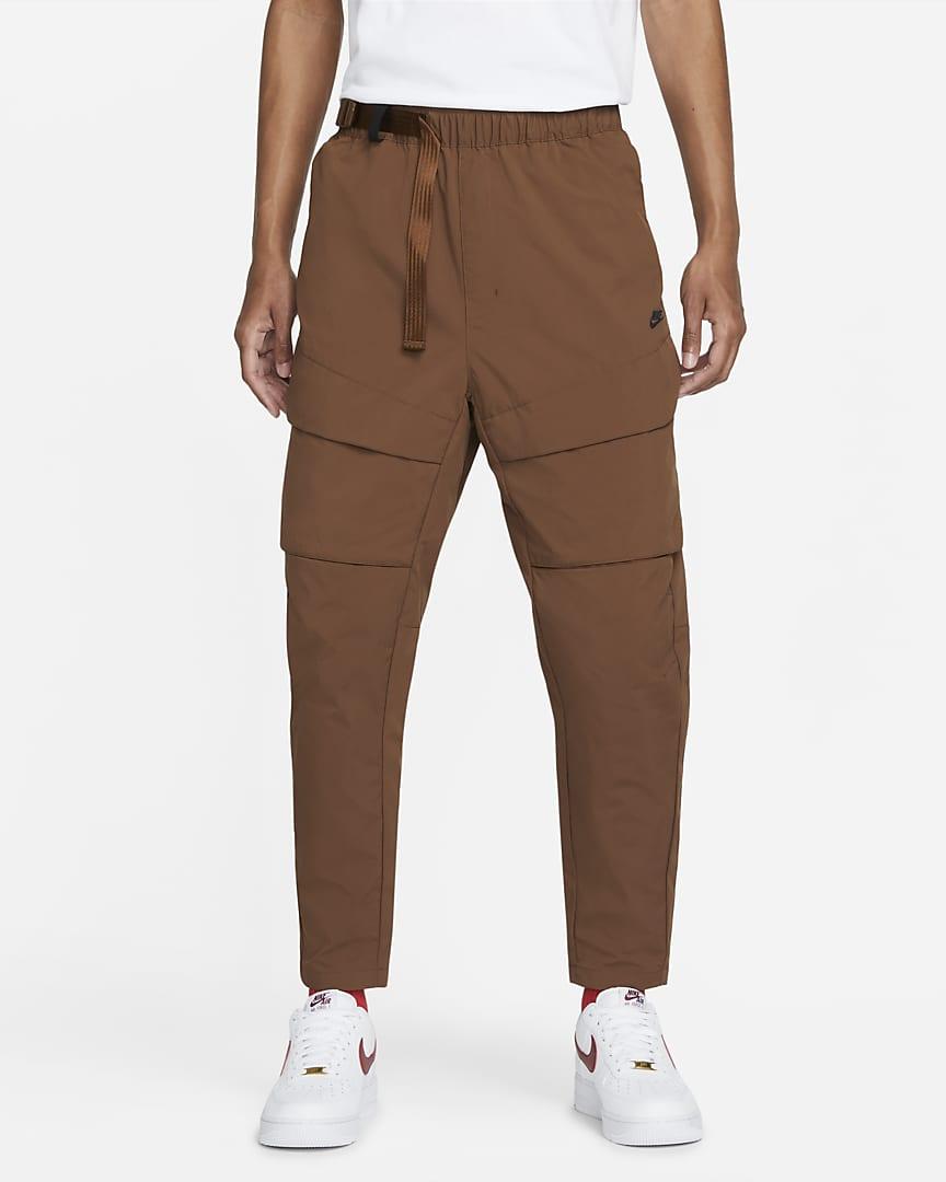 Оригінальні чоловічі штани Nike Sportswear Tech Pack (DM5538-259)