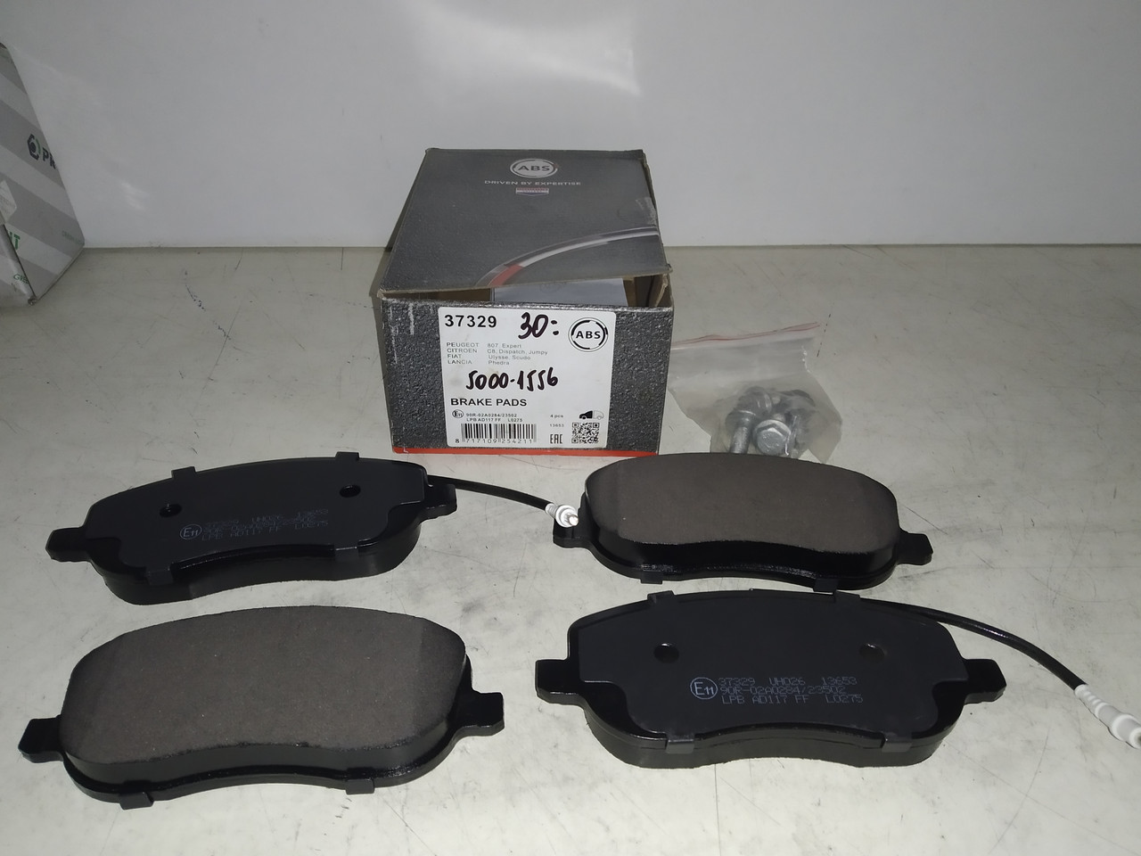 ABS Колодки гальмівні передні CITROEN C8 02-, FIAT SCUDO, ULYSSE 02-, PEUGEOT 806, EXPERT 02-, фото 1