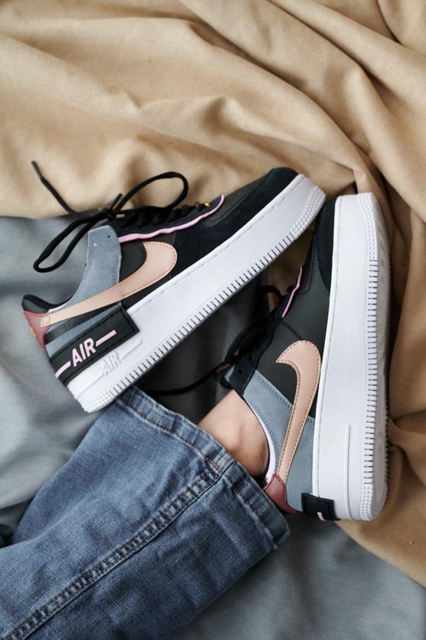 Жіночі кросівки Nike Air Force Shadow Black / Metallic Red | Найк Аір Форс Шадов Чорні