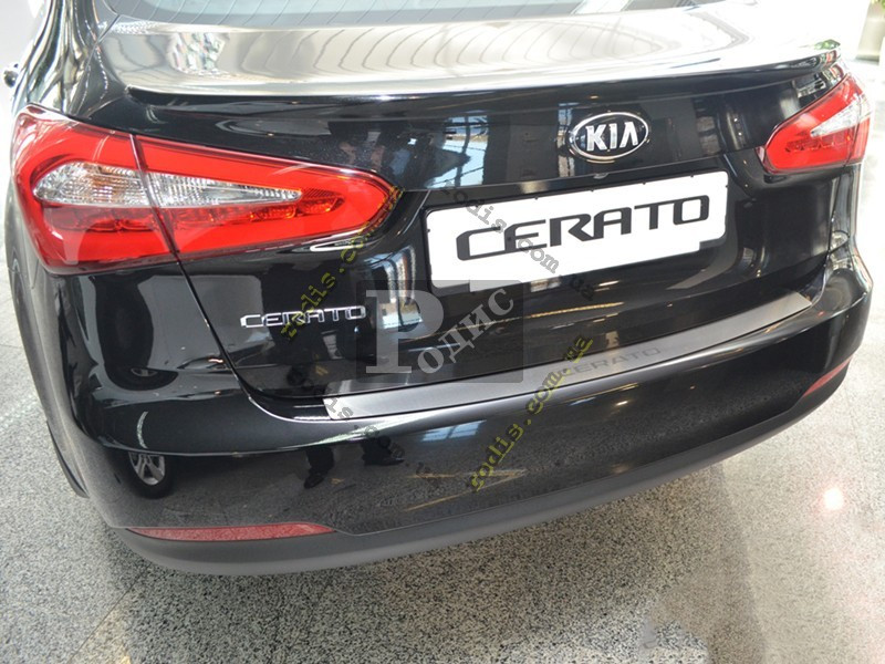 Накладка на бампер "Premium" Kia Cerato III 4D 2012-2018 — Кіа Церато 3