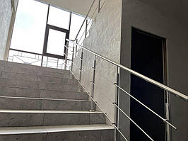 г. Харьков, 1-й Шевченковский въезд, 6.  Нержавеющие перила для лестниц. Перила и поручни для лестниц.  7