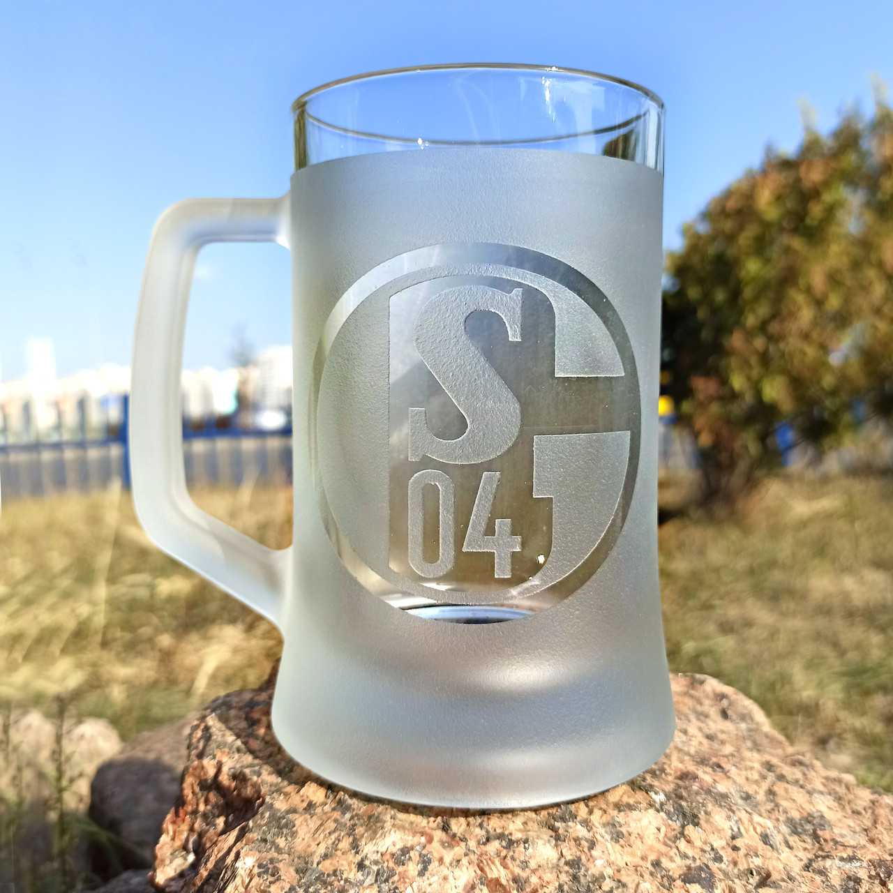 Бокал для пива з гравіюванням логотипу ФК Шальке 04 FC Gelsenkirchen-Schalke 04 SandDecor
