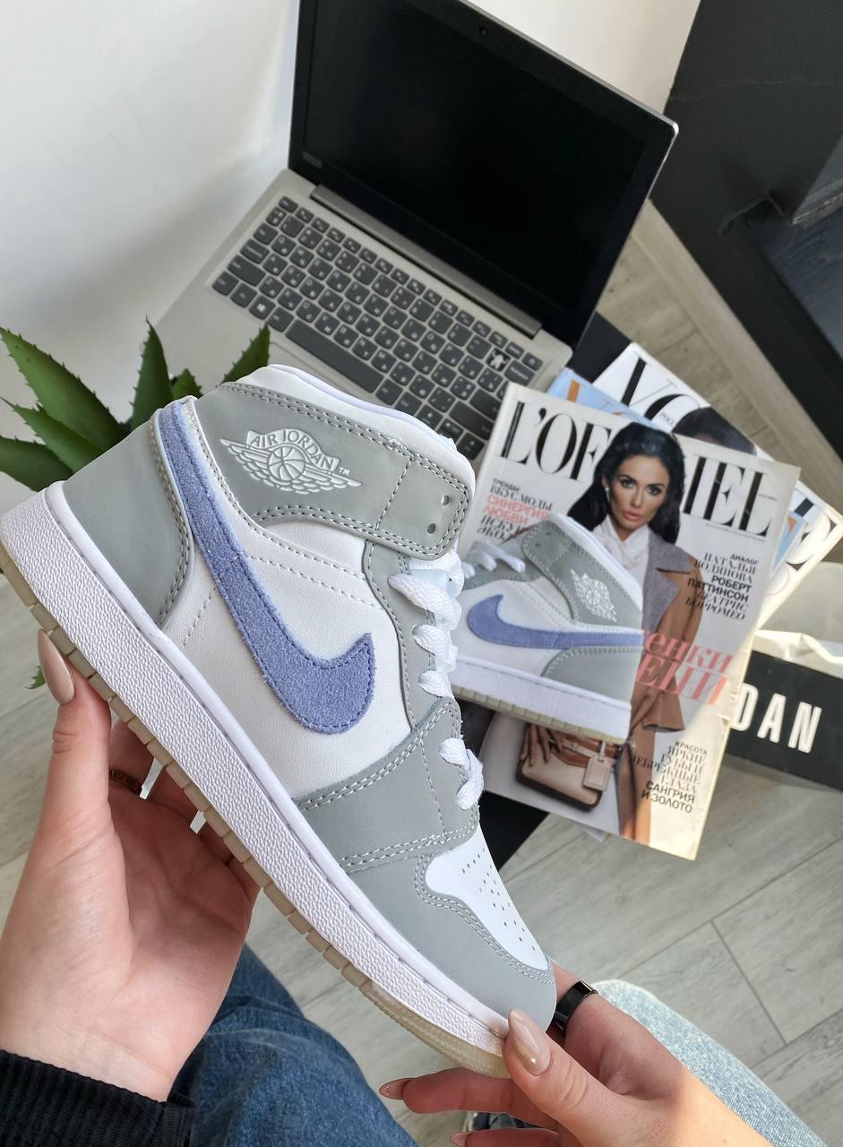 Чоловічі / жіночі кросівки Nike Air Jordan Retro 1 Mid High Wolf Grey | Найк Аір Джордан 1 Сірі