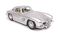 Модель автомобіля Mercedes-Benz 300 SL 1954 1:24 Bburago (B3101)