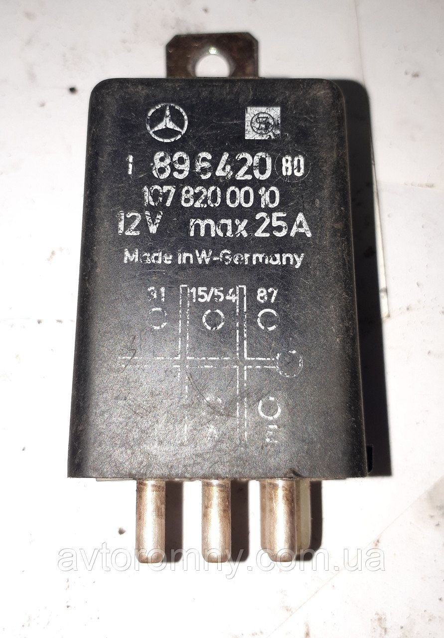 Реле склопідйомника Mercedes 123 124 Mercedes Benz W124