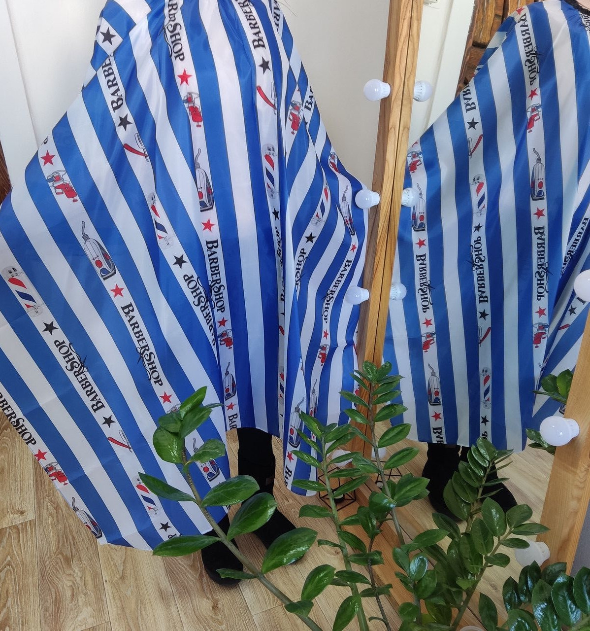 Пеньюар перукарський, пеньюар для стрижки біло-блакитні смуги BARBER PNU-28