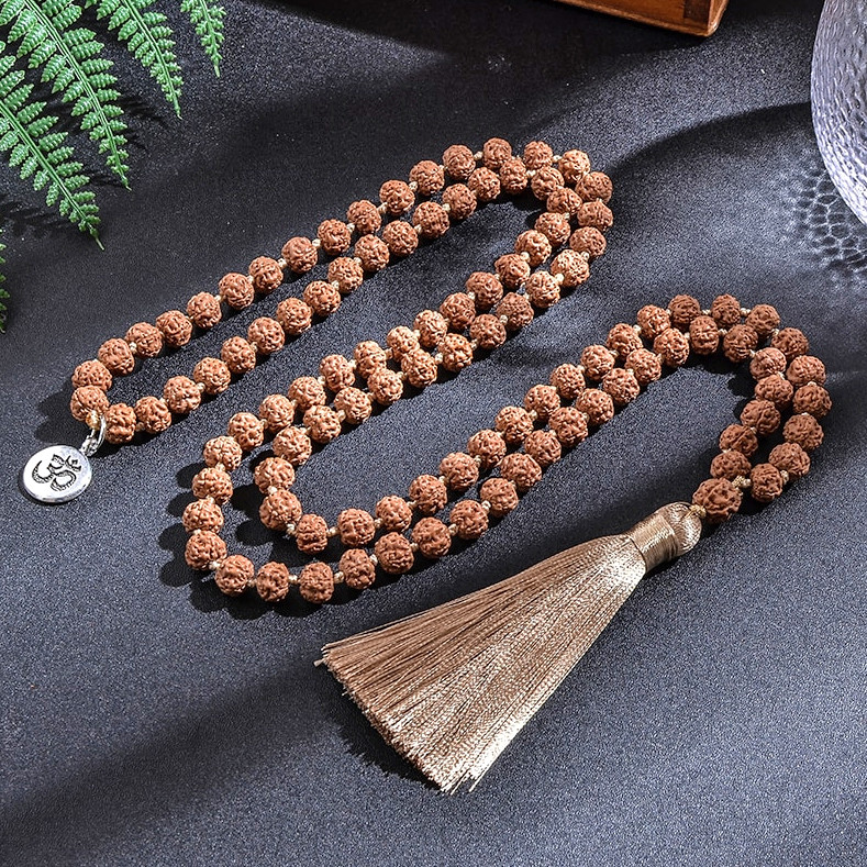 Четки из Рудракши на 108 шт (ID#1580100913), цена: 780 ₴, купить на Prom.ua