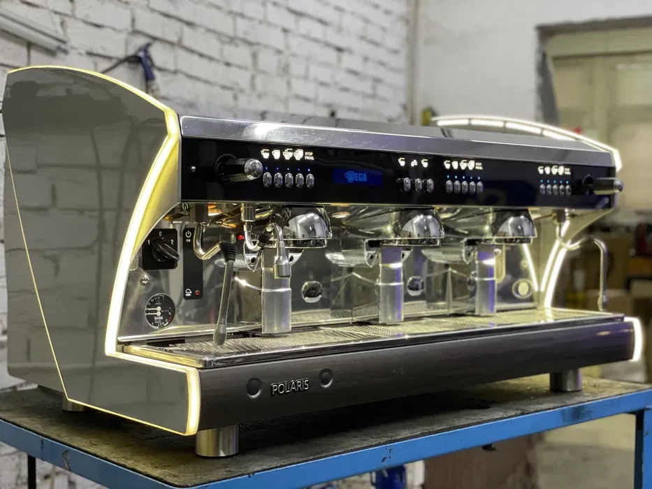 Кавомашина професійна Wega Polaris