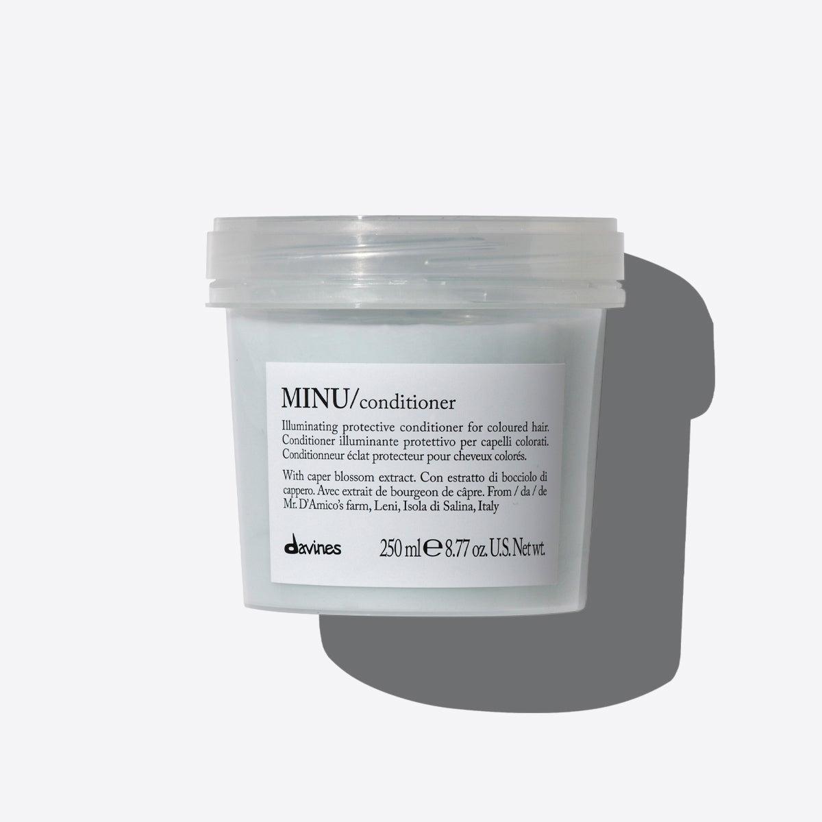 Кондиціонер для збереження косметичного кольору волосся 250 мл Davines Essential Haircare New Minu Conditioner