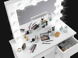 Косметичні столики