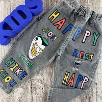 Фирменные детские джинсы с цветными надписями
