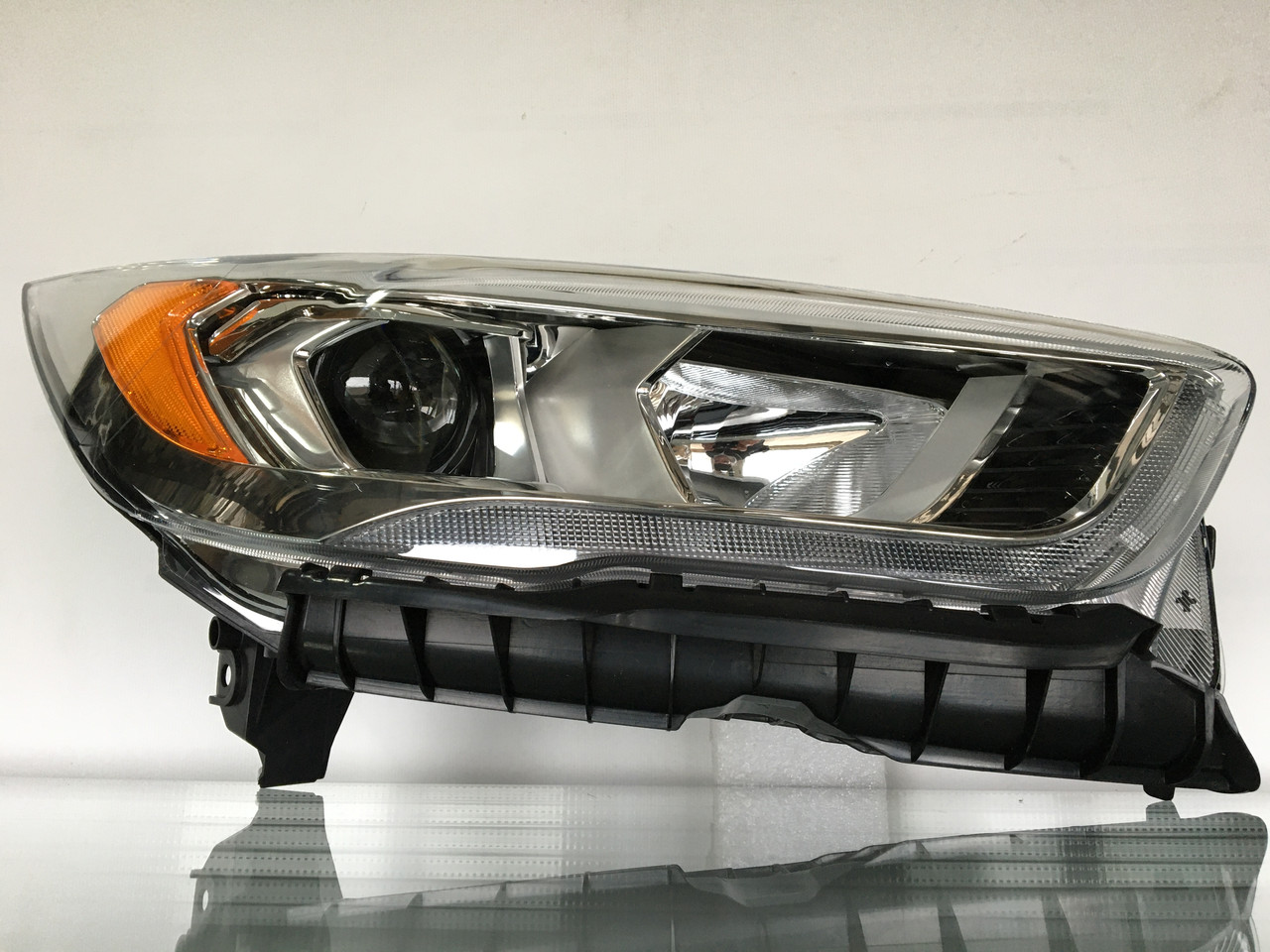 Фара передня права Ford Escape MK3 2017-2019 галоген 1 лінза GJ5Z-13008-N, фото 1