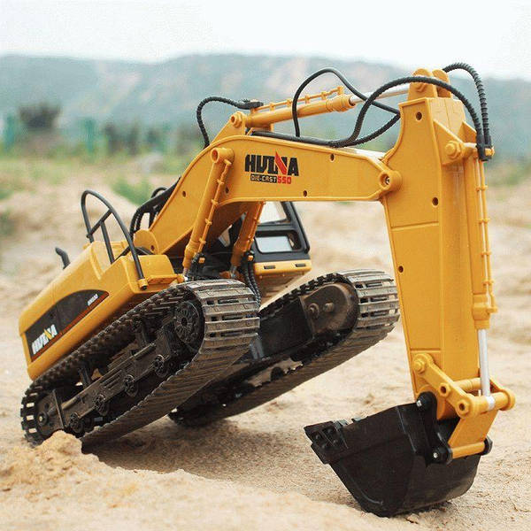 RC Huina 1550