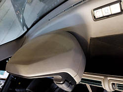 Б/В панель передня торпеда Land Rover Freelander FBO100010LPR